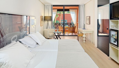 Standard Double Room (2 Adults)
