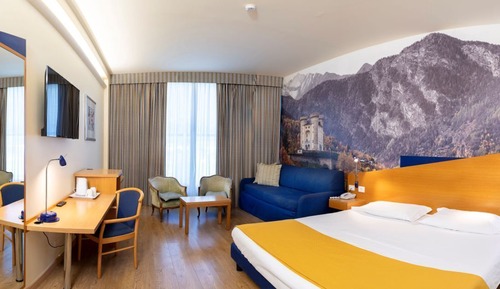Deluxe Quadruple Room