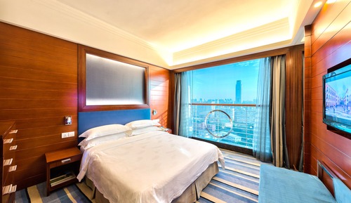 Apartment suite