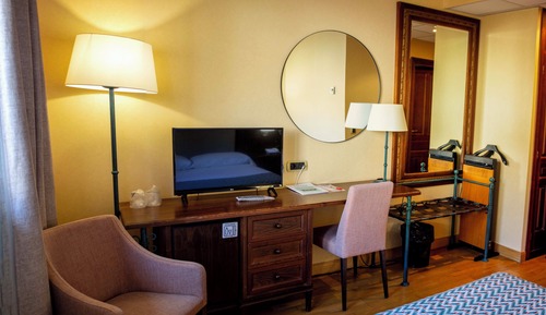 Basic Twin Room