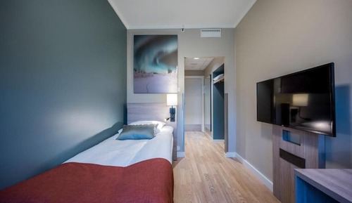 Single Room (Compact)