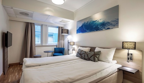 Double Room (Compact)