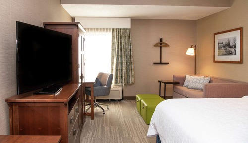 Room, 1 King Bed, Accessible