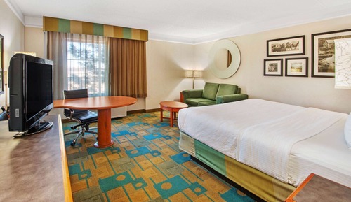 Deluxe Room, 1 King Bed, Non Smoking