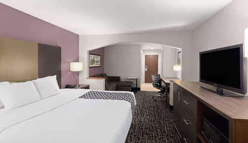 Superior Room, 1 King Bed, Non Smoking