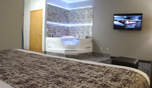 Honeymoon Single Room