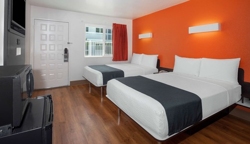Standard Room, 2 Double Beds, Non Smoking
