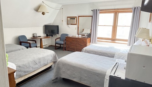Room, 4 Twin Beds (Second floor, stairway access only)