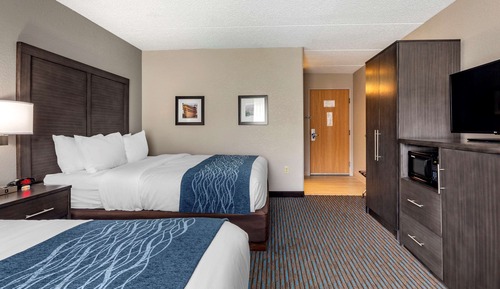 Standard Room, 2 Queen Beds, Non Smoking (First Floor)