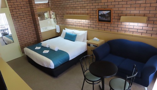 Superior Room, 1 King Bed