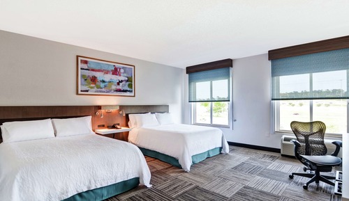 Double Room, 2 Queen Beds, Accessible