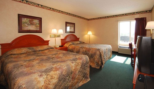 Standard Room, 2 Queen Beds, Non Smoking, Refrigerator & Microwave