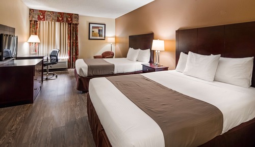 Standard Room, 2 Queen Beds, Non Smoking, Microwave