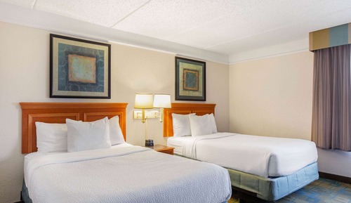 Room, 2 Double Beds, Accessible, Non Smoking (Yes)