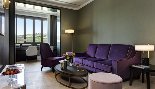 Suite (Thermal Pool Access)