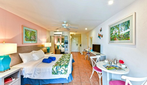 Deluxe Studio (Island View)