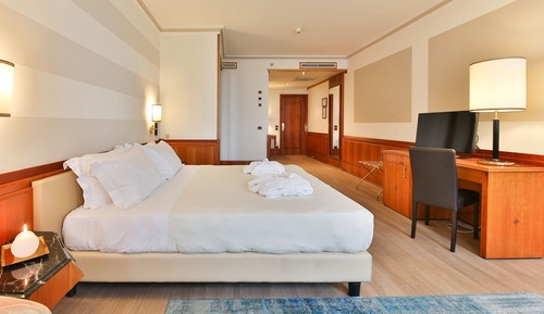 Deluxe Double Room, 1 King Bed