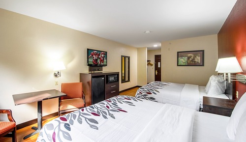 Deluxe Room, 2 Queen Beds, Non Smoking