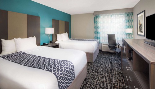 Room, 2 Queen Beds, Accessible, Non Smoking (Mobility)