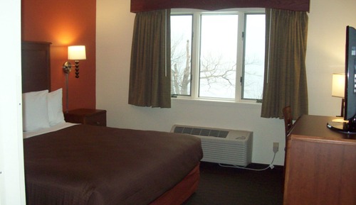 Suite, 1 King Bed, Non Smoking, Lake View (1 Bedroom)