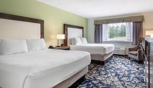 Standard Room, 2 Queen Beds, Accessible, Bathtub