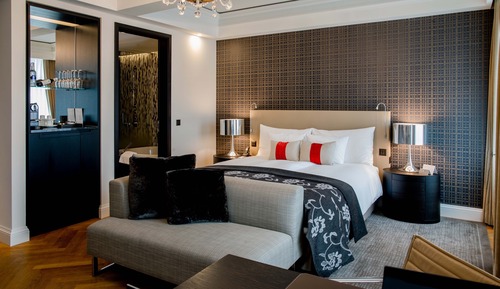 Luxury Living Studio