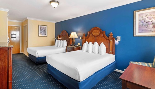 Standard Room, 2 Queen Beds, Non Smoking, Refrigerator