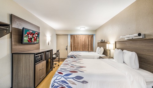Deluxe Room, 2 Double Beds (Smoke Free)