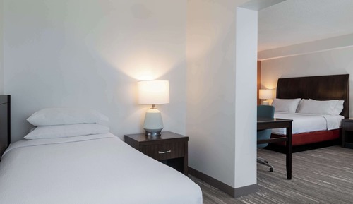 Deluxe Room, 1 King Bed, Accessible, Oceanfront (Hearing)