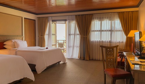 Hill Top Sea View Deluxe (2 Queen Beds)