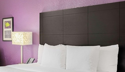 Room, 1 Queen Bed, Accessible, Non Smoking (Mobility/Hearing Impaired Accessible)