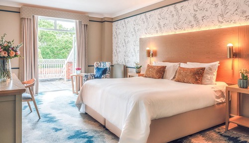 Signature Suite