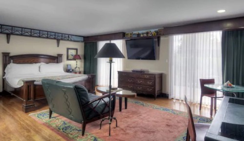 Signature Suite, 1 King Bed