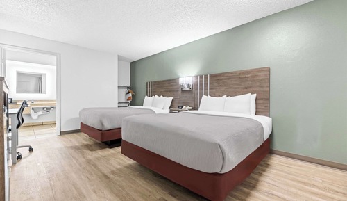 Room, 2 Queen Beds, Accessible, Non Smoking