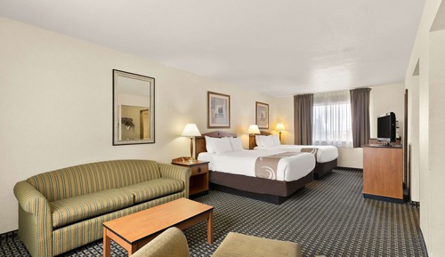 Room, Multiple Beds, Non Smoking (Larger Unit)