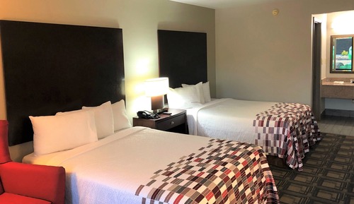 Deluxe Room, 2 Queen Beds, Non Smoking
