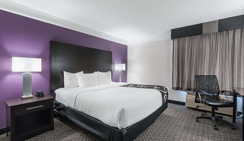 Room, 1 Double Bed, Accessible, Non Smoking (Mobility/Hearing, roll-in shower)