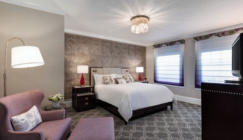 Deluxe Room, 1 King Bed, Bay View