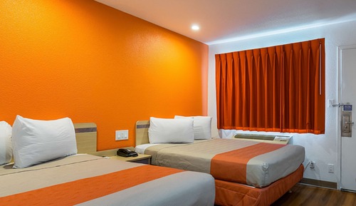 Standard Room, 2 Double Beds, Smoking