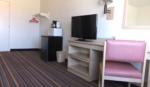Standard Double Room, 2 Double Beds, Non Smoking, Private Bathroom