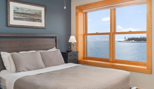 Deluxe Suite, 2 Bedrooms, Lake View