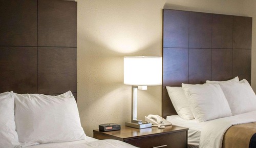 Standard Room, 2 Queen Beds, Non Smoking