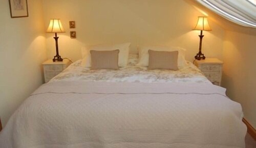 Premium Apartment, Private Bathroom (Mange Tout Maison)