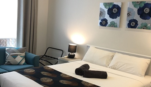Deluxe Room, 1 King Bed