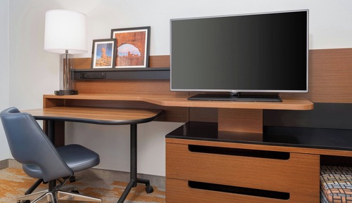 Studio, Multiple Beds