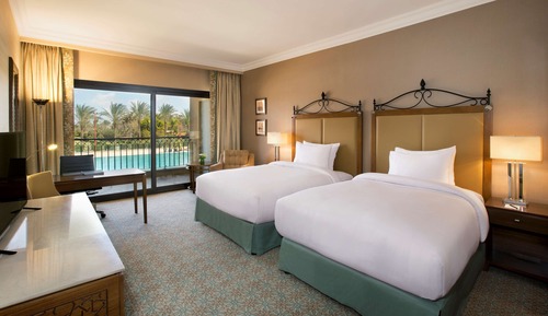 Executive Room, Business Lounge Access, Pool View (2 Twins)
