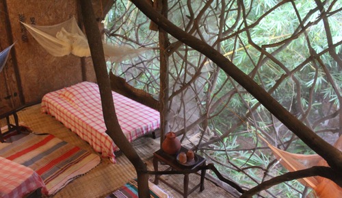 Basic Shared Dormitory, Women only