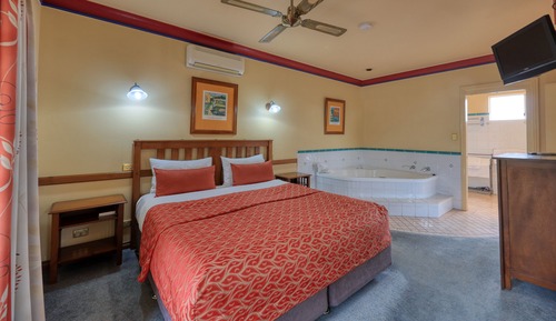 Executive Suite, Non Smoking, Kitchenette (Executive King Suite)