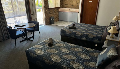 Standard Room, Non Smoking, Kitchenette (Twin Room)