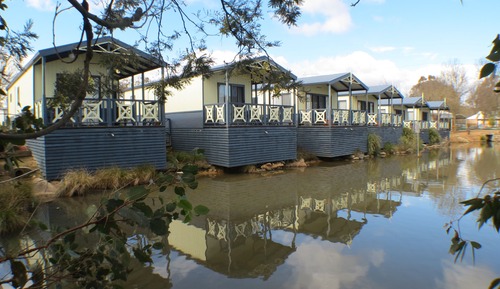 Standard Suite, 2 Bedrooms, Balcony, Lake View (Lake Villa)